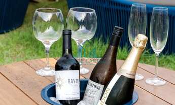 Imagem 6: Casa de Alto Padrão com 350m² com 4 suítes, Piscina, no Condomínio na Rota dos Milagres do