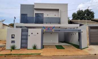 Imagem: Sobrado à venda no bairro Monte Castelo