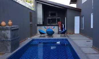 Imagem: Linda casa no Flamboyant