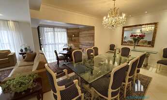 Imagem 2: Apartamento MOBILIADO à Venda com 4 Suítes e 4 Vagas de Garagem