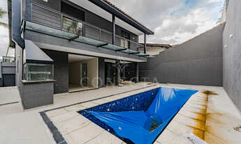 Imagem 2: Alphaville 4, 3 dormitórios, 3 suíte, 3 banheiro, 2 vagas na garagem, 400M² de Área Constr