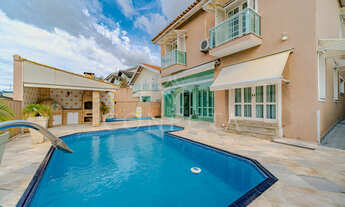 Imagem 2: Alphaville 04, 4 dormitórios, 4 suíte, 6 banheiro, 2 vagas na garagem, 357M² de Área Const