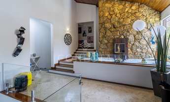 Imagem 4: Casa à venda no Alphaville 10 | Recém reformada | 4 dormitórios