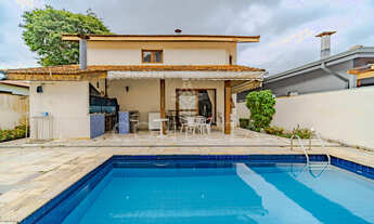 Imagem 2: Alphaville 04, 4 dormitórios, 2 suíte, 6 banheiro, 4 vagas na garagem, 360M² de Área Const