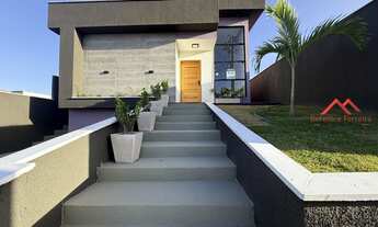 Imagem: Linda casa no Condomínio Royal Garden