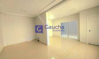 Imagem 3: Triplex em Condomínio com Piscina