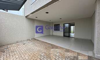 Imagem 3: Sobrado à venda no bairro Esmeralda - Cascavel/PR