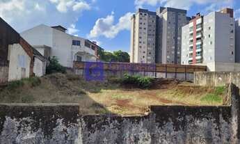Imagem: Terreno à venda no bairro Centro - Cascavel/PR