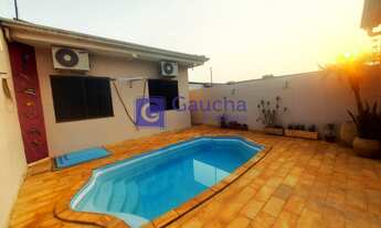 Imagem: Casa com Piscina Semi Mobiliada