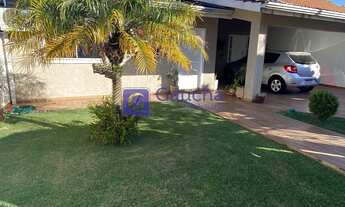 Imagem: Casa com Piscina no Maria Luiza