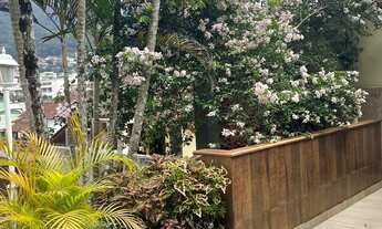 Imagem 7: Mosela - Vendo Ampla Casa com 05 Quartos