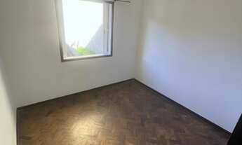 Imagem 3: Centro Rua Teresa Casa 2 qts e 2 vagas de garagem