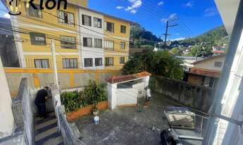 Imagem 4: Centro Rua Teresa Casa 2 qts e 2 vagas de garagem