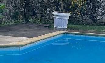 Imagem: Casa de Alto Padrão com 3 Suítes em área