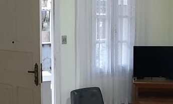 Imagem 2: Praça Catulo - 2 Casas com garagem para 5 carros