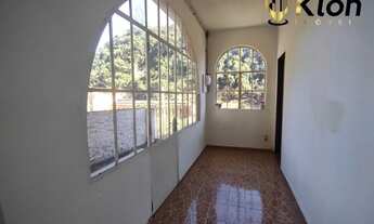 Imagem 2: Casa com 2 quartos com quintal para alugar no bairro Centro - Petrópolis/RJ