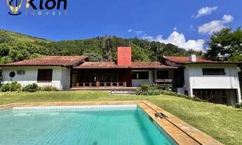 Imagem 1: Condominio Parque das Figueiras - Mágnifica residência de 4 quartos (2 suíte) com piscina