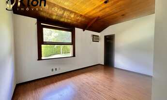 Imagem 7: Condominio Parque das Figueiras - Mágnifica residência de 4 quartos (2 suíte) com piscina