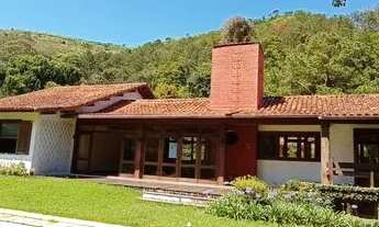 Imagem 2: Condominio Parque das Figueiras - Mágnifica residência de 4 quartos (2 suíte) com piscina