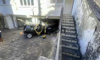 Imagem 5: Centro Rua Teresa Casa 2 qts e 2 vagas de garagem