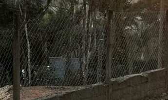 Imagem 3: Terreno sensacional com documentação em ordem, rua asfaltada e localizado a 10 minutos do