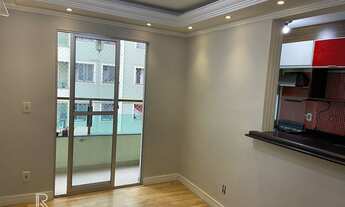 Imagem 2: Oportunidade Única de Investimento: Apartamento com 2 Dormitórios e sacada próximo do Sho