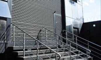 Imagem 3: Oportunidade Única: Prédio Comercial de Prestígio com 950m², Ideal para Empresas de Impor