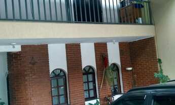 Imagem: Sobrado Espetacular com Edícula nos Fundos