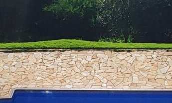 Imagem 2: Espetacular Casa em Condomínio Fechado: 4 Suítes, Área Gourmet, Piscina e Vista Inigualáv