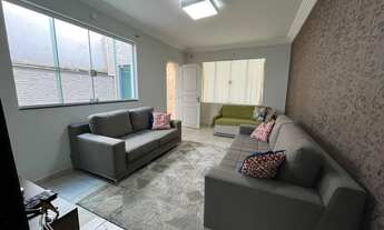 Imagem: Sobrado com 3 dorms sendo uma suite, duas