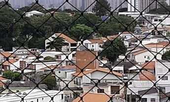 Imagem 6: Espaçoso apartamento de 2 dormitórios com suíte, sacada e 2 vagas de garagem próximo ao M