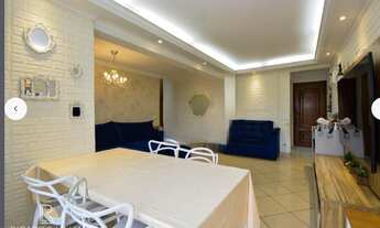 Imagem 2: Apartamento com 74m², 2 dormitórios sendo uma suite, sacada e uma vaga