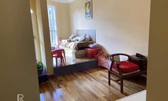 Imagem 5: Espetacular Sobrado de Luxo em Condomínio Exclusivo: Tranquilidade e Sofisticação nos Alp