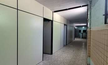 Imagem: Prédio Comercial em Dois de Julho, Salvador/BA