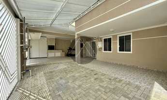 Imagem 7: Triplex com 5 Quartos, Energia Solar e Garagem para 3 Carros no Centro