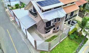 Imagem: Triplex com 5 Quartos, Energia Solar e Garagem