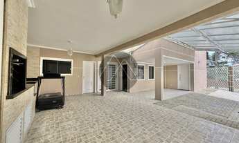 Imagem 5: Triplex com 5 Quartos, Energia Solar e Garagem para 3 Carros no Centro