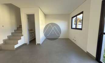 Imagem 4: Sobrado no Xaxim com amplo espaço de quintal nos fundos