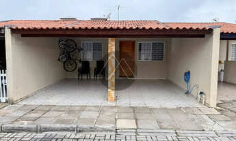 Imagem: Casa térrea semimobiliada em condomínio