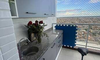 Imagem 2: Montfort Marco – Apartamento Mobiliado de 62,8m², 2 Quartos e 2 Vagas à Venda