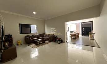 Imagem 7: Casa à venda no bairro Chácaras Caiçaras - Patos de Minas/MG