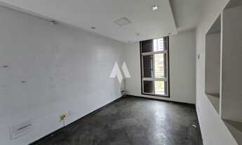 Imagem 4: Sobrado 4 dormitórios, 2 vagas, piscina, para locação