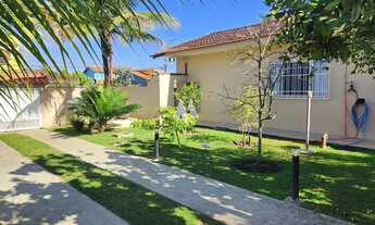 Imagem 4: Casa térrea em Itanhaem, 3 dormitórios, piscina, churrasqueira, vaga pra 5 carros
