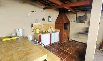 Imagem 2: Casa térrea em Itanhaem, 3 dormitórios, piscina, churrasqueira, vaga pra 5 carros