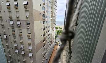 Imagem 3: Apartamento em Pompéia, Santos/SP, 2 dormitórios, predio de frente para o mar