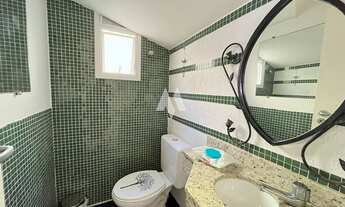 Imagem 5: Casa sobreposta baixa vendida com porteira fechada, com piscina e churrasqueira