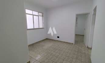 Imagem 1: Apartamento à venda com 2 dormitórios e baixo custo de condomínio próximo ao Canal 1 no ba