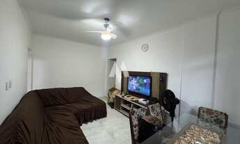 Imagem 2: Apartamento à venda com 2 dormitórios e vaga demarcada - Campo Grande / Santos