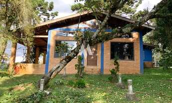 Imagem: Hotel á venda em Campos do Jordão