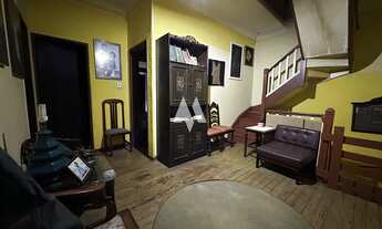 Imagem 6: Casa com 4 quartos e 6 banheiros à Venda, 347 m² por R$ 1.100.000